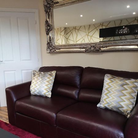 Nightingale Gardens - 4 Bed Detached House - Manchester Lägenhet Exteriör bild