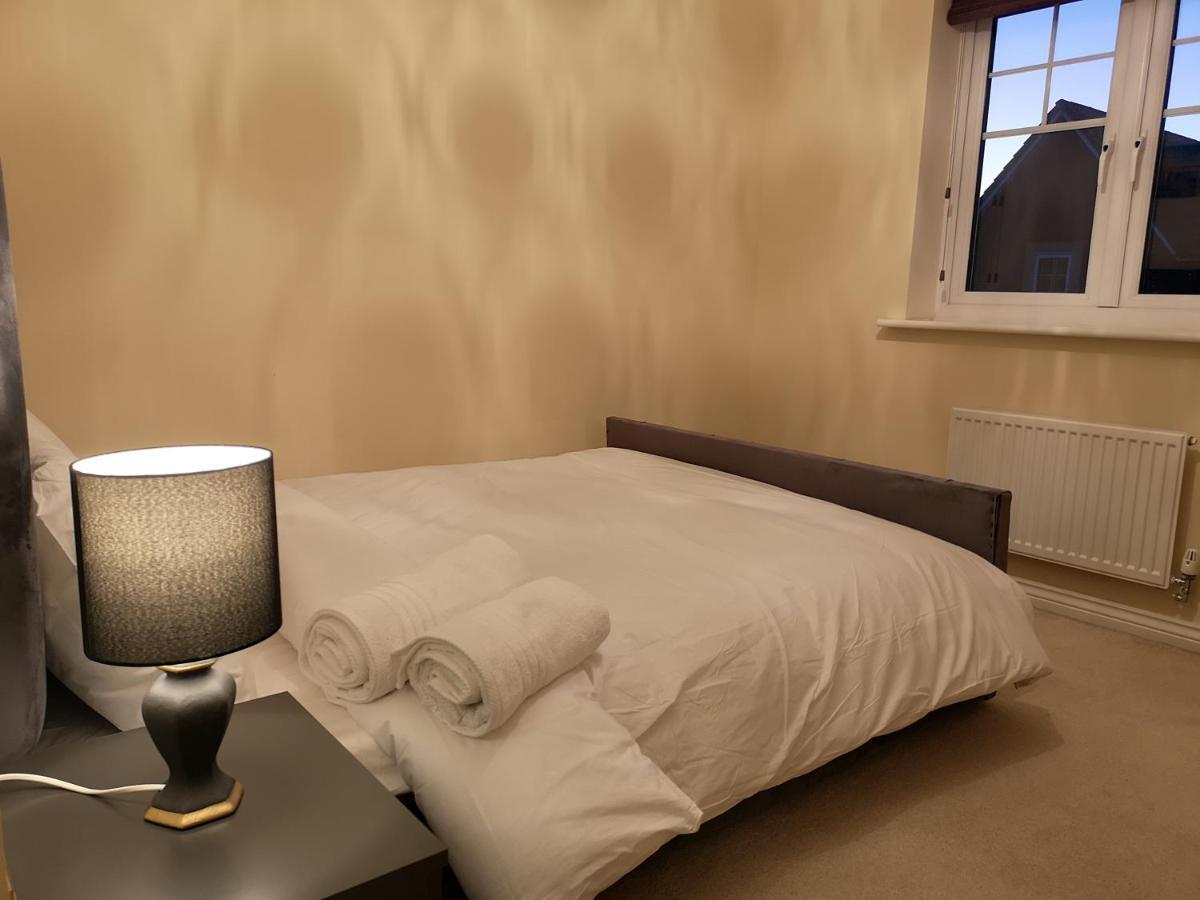 Nightingale Gardens - 4 Bed Detached House - Manchester Lägenhet Exteriör bild
